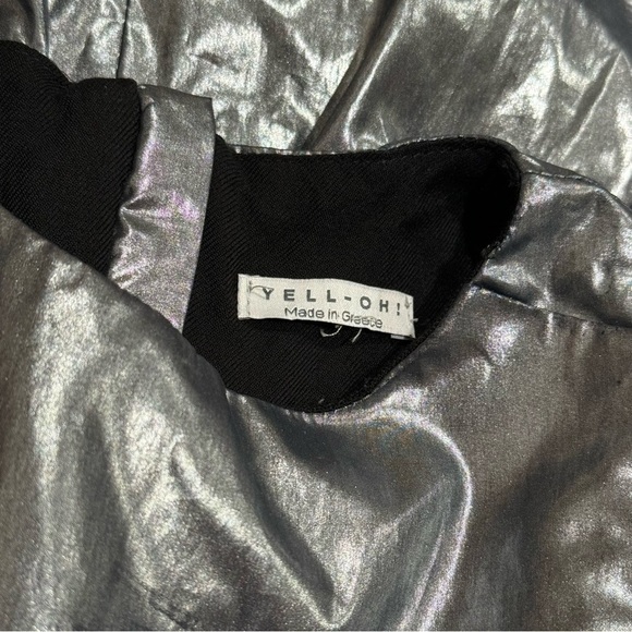 Yell-oh! Metallic Babydoll Ruffle Dress Girl’s Size 2T - Picture 8 of 10